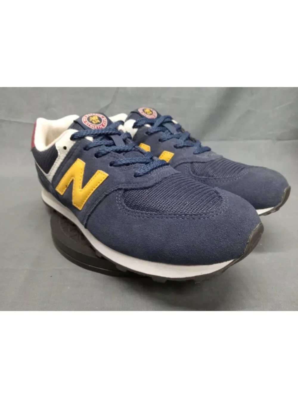 New Balance 574 Athletic Sneakers GC574HW1 Blue Boys Size 6.5 FLOOR MODEL!